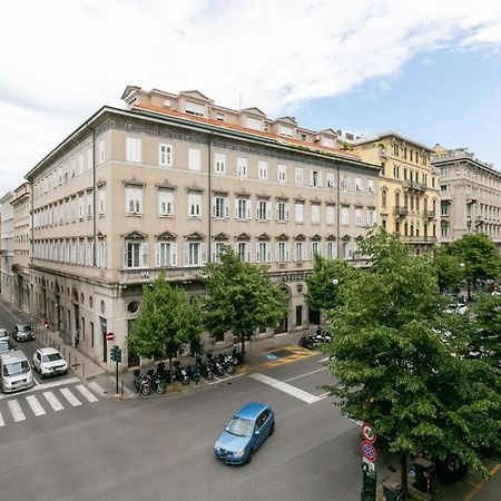 Botique Apartment • Trieste City Center Wifi Buitenkant foto
